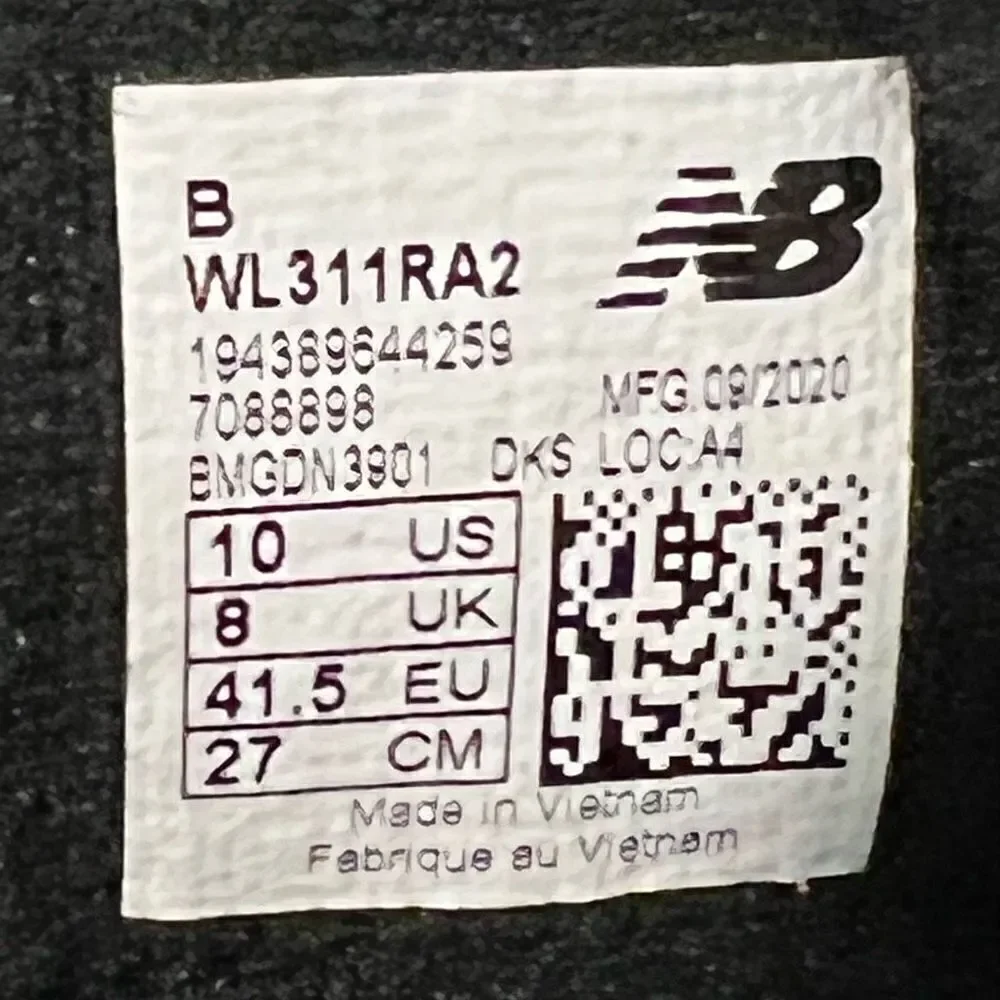 Womens NEW BALANCE 311 Black Sneakers / Size 10